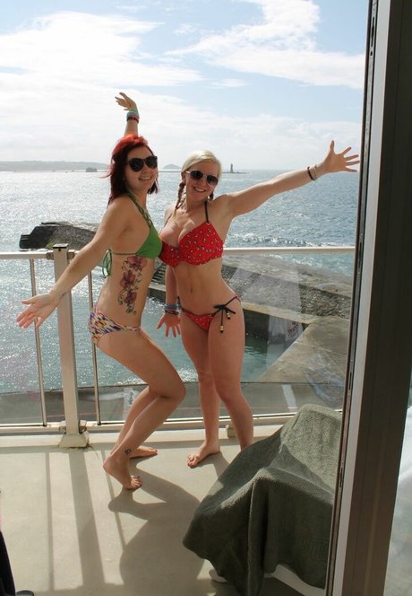 Katy Yardley model nude archive