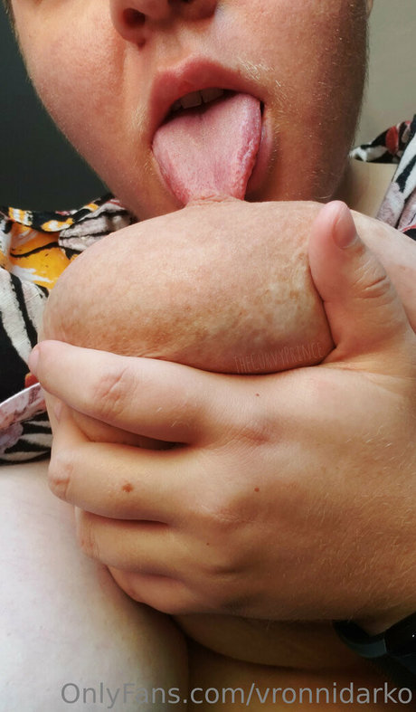 vronnidarko star nice img