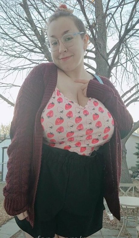 peachynekofree model art img