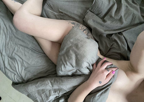 marieexo21 pornstar nudes picture