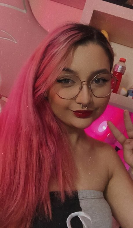 Nathye nude pornstar galleries