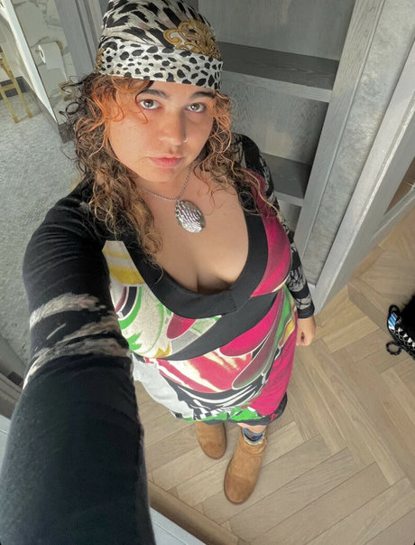 curvy girl next door onlyfans art nude gallery