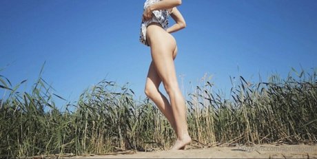 aprilbloom pretty star galleries