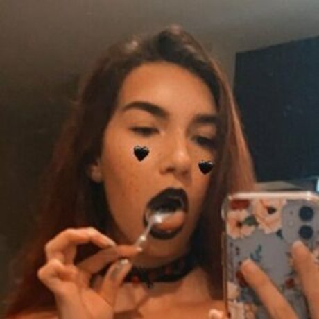 Kat Elise star hd photo