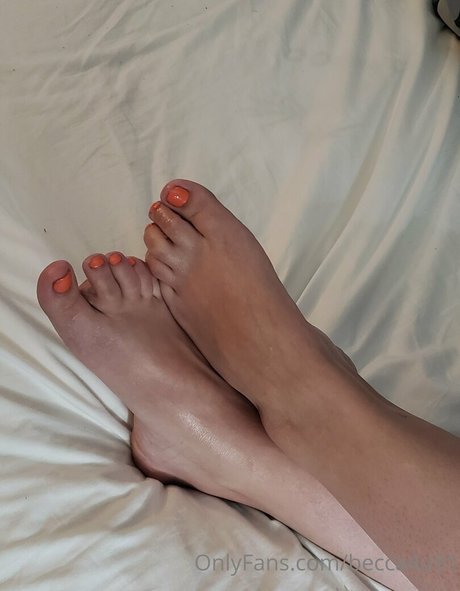 becca4u91 nudes model pics