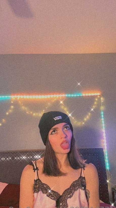 freakyfernu 8 free pornstar pictures