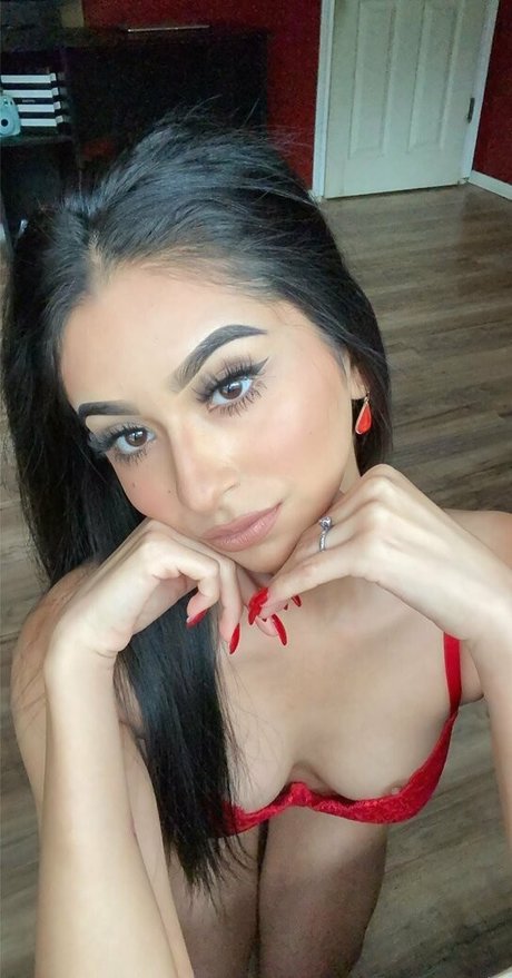 luxurypetite pornstar art picture