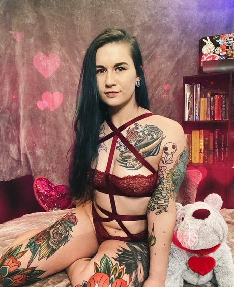 ember fyres hot star gallery