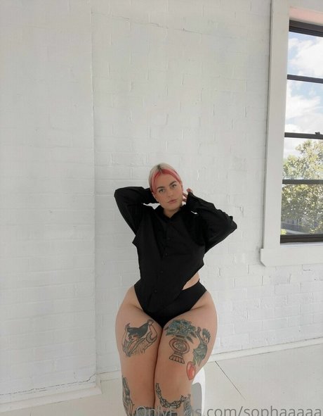 Sophaaaaa art star photo