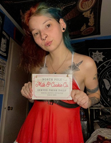 _Abandonedghost hot star pictures