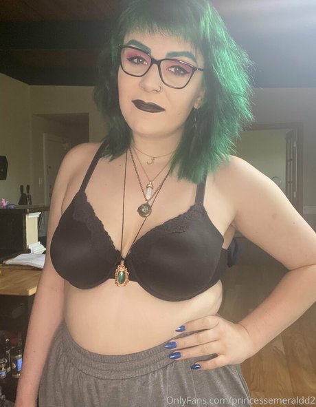 princessemeraldd2 pornstar xxx pics