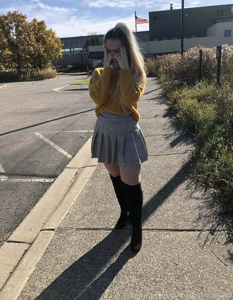 meggybunnyfree sex star photos