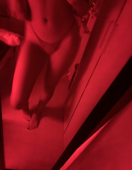 rileynate model sexy picture