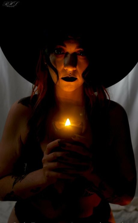 mourning glory model art pic