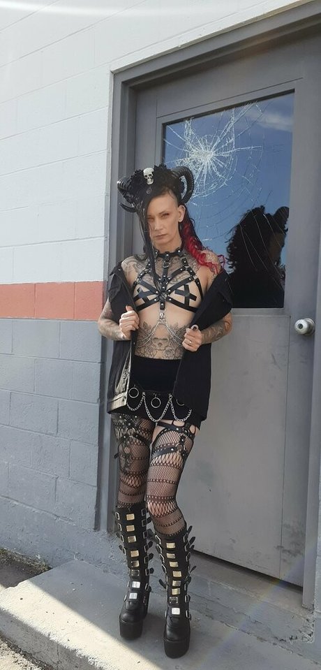 yanasincell666 nude pornstar galleries