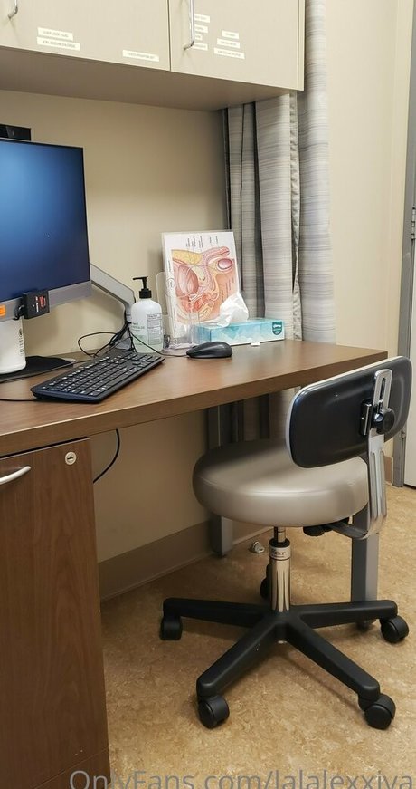 lalalexxiva model free picture