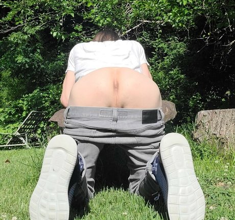 snowlepad pornstar sexy photos