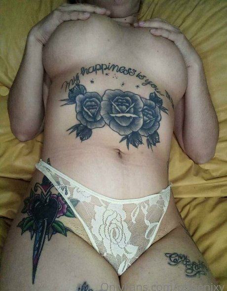 phoenixy pornstar nude pic