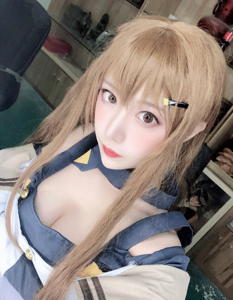 Shika daily beautiful model image