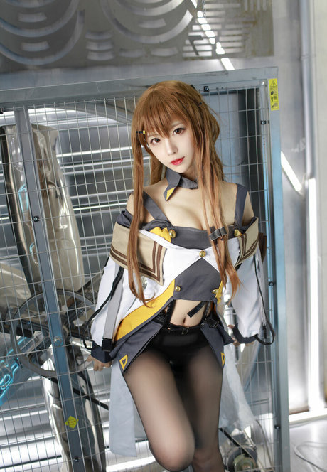 Shika daily sexy actress pics