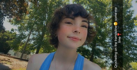 neonalice333 pornstar sexy picture