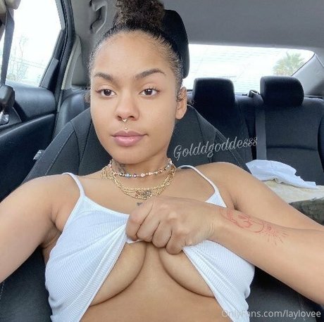 laylovee pornstar pretty photo