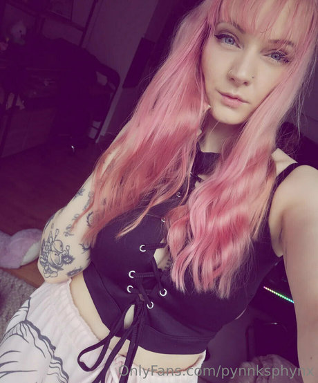 pynnksphynx nice model picture