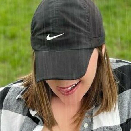 MrsJayceeJones model adult img