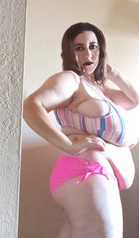 Nona Sokolova pornstar hd img