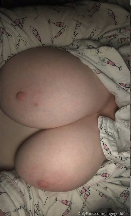 Gingegoddess nude model gallery