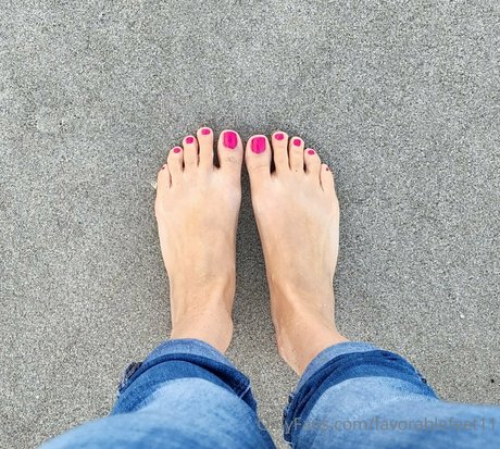 favorablefeet11 nudes actress pics