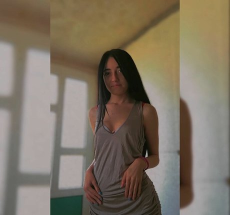 alymaria18 nice model picture