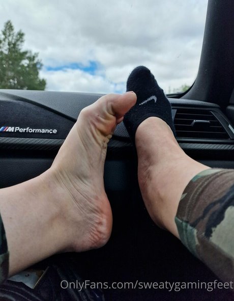 sweatygamingfeet pornstar free img