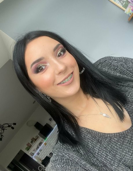 exciting angela high quality actress gallery