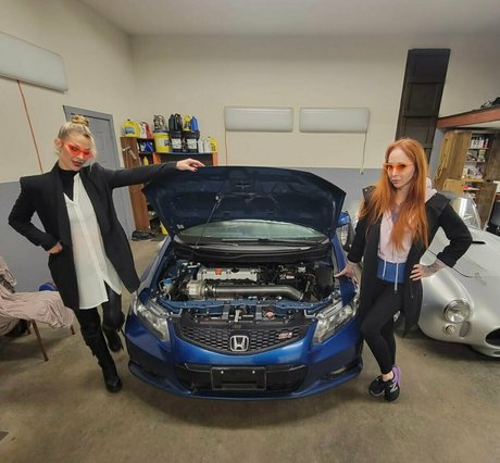 everythingmommy nude model photo