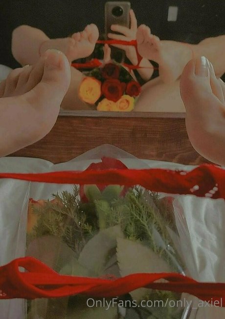 only axiel nude star galleries