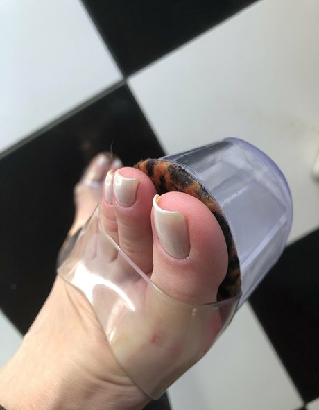 Feet Braga adult star photos