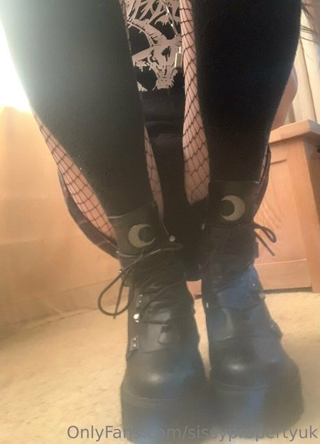 sissypropertyuk hot pornstar img