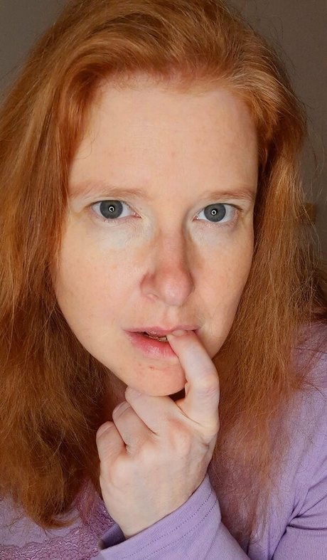 curlydreams erotic pornstar galleries