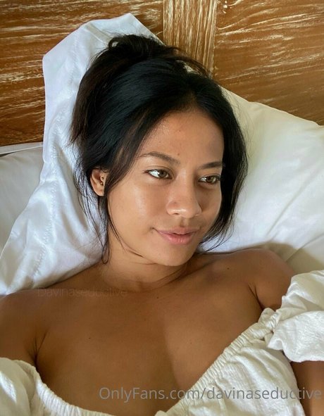 davinaseductive pornstar xxx pictures