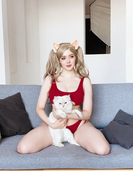 abecker cos xxx model pictures