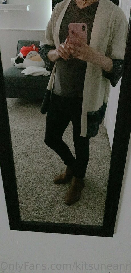 kitsuneanri pretty pornstar photos