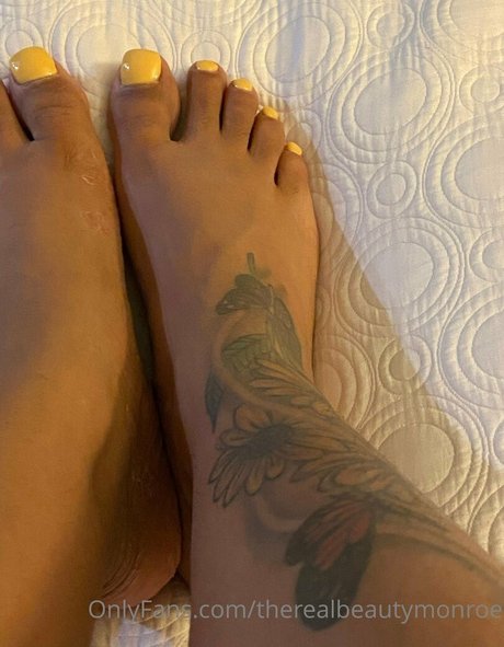 therealbeautymonroe naked pornstar photo