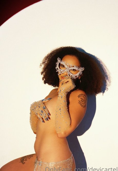 Devicartel erotic pornstar archive