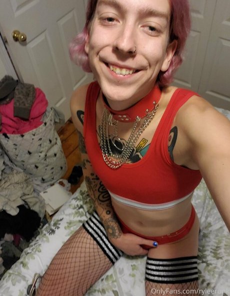 ryleerunk beautiful pornstar pic