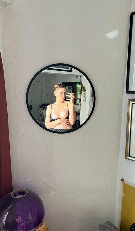 worms forbrains high quality actress archive