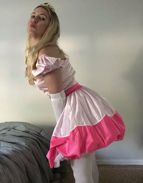 meggybunnyvip star free photos