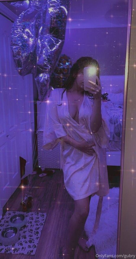 gubry nude model photos