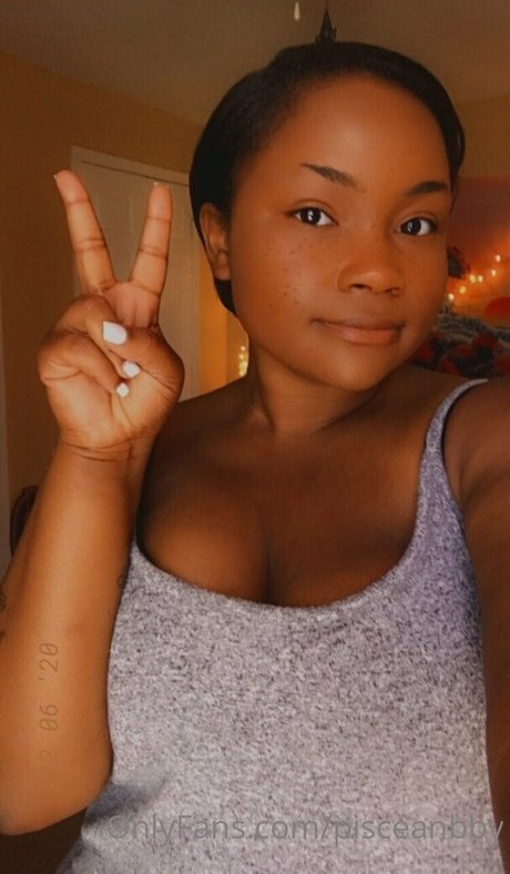 pisceanbby adult model pictures