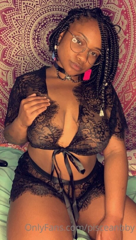 pisceanbby high quality model picture